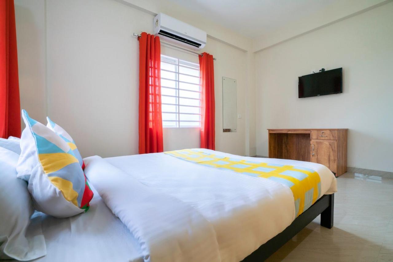 Dreamz Airport Residency Cochin Hotel Nedumbassery Exterior photo