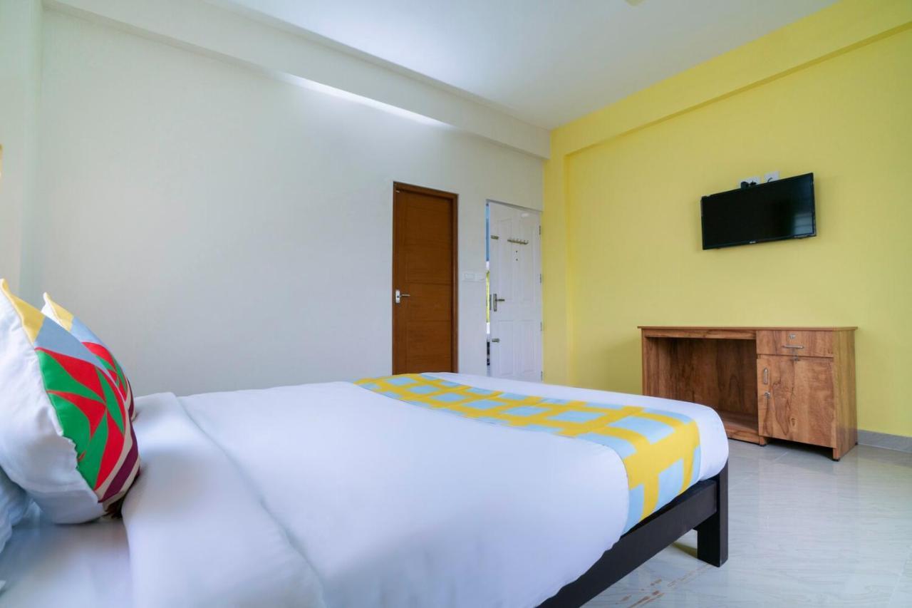 Dreamz Airport Residency Cochin Hotel Nedumbassery Exterior photo